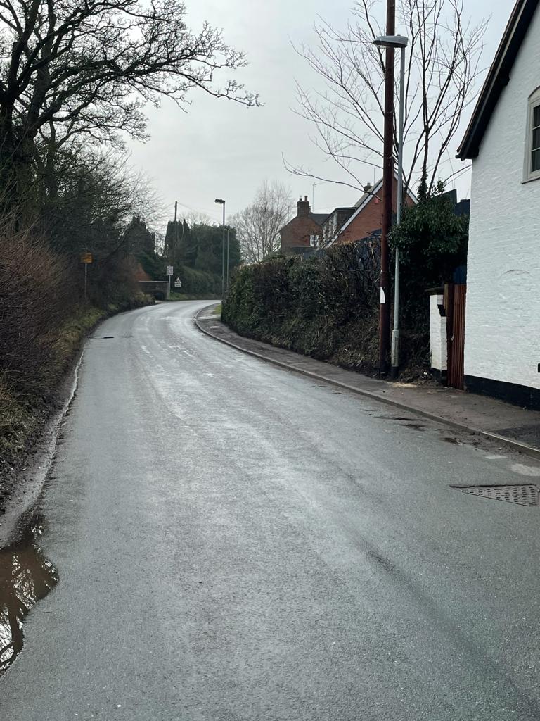 Plough Meadows hedge gets a fresh trim ✂️